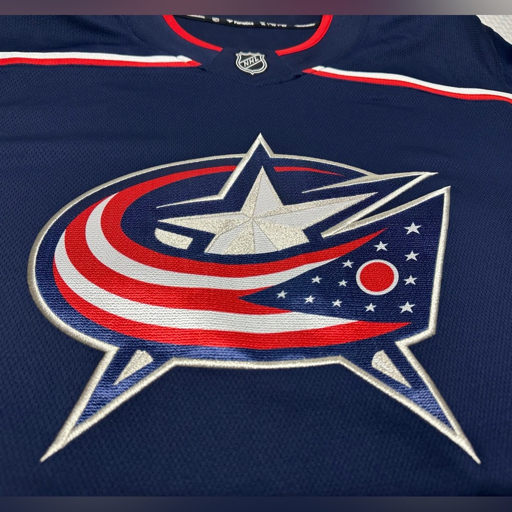 EXC! Columbus Blue Jackets Men's XL Fanatics Breakaway NHL Home Hockey Jersey